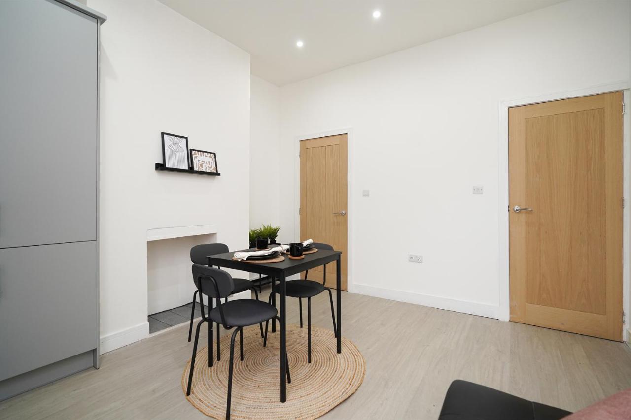 Charlotte House, Entire Private House, Close To City Centre, Wifi Sheffield Exterior photo